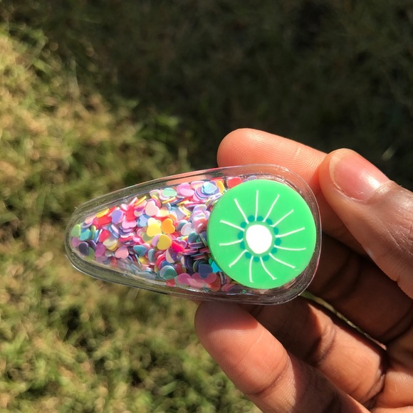 Fruity🍋🍓🍇🍉🥝 Hair Clips/Pins - Picture 4 of 6